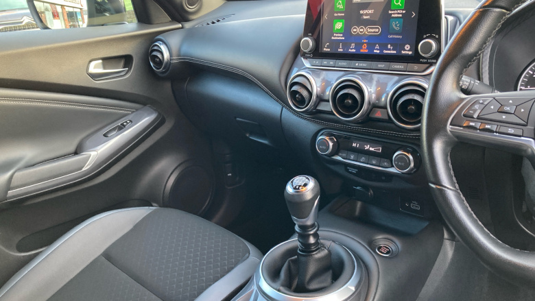 Nissan Juke 1.0 DiG-T 114 N-Connecta 5dr Petrol Hatchback